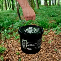 Swiss Hunt Attractant For Wild Boar -Hunting Equipment Store swiss hunt attractant for wild boar 3